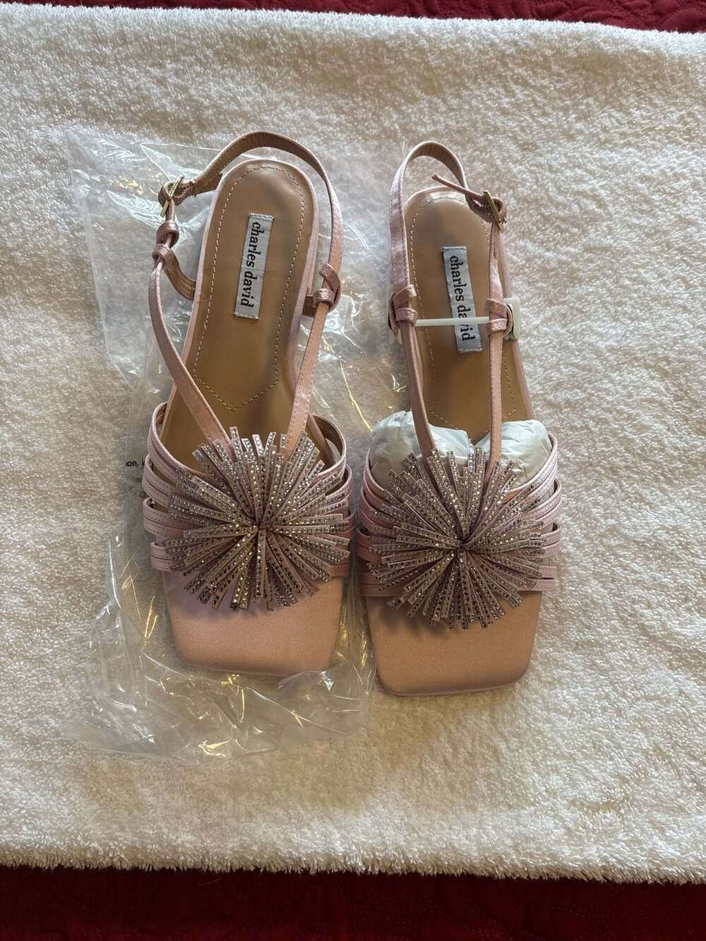 Carson Low Heel Sandal – ,